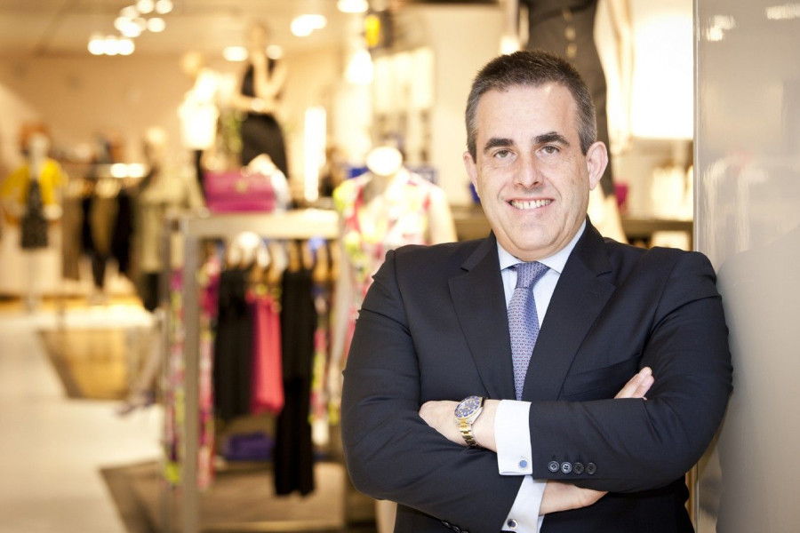 Del Pozo es economista, MBA por el Instituto de Empresa y PDG por el IESE.