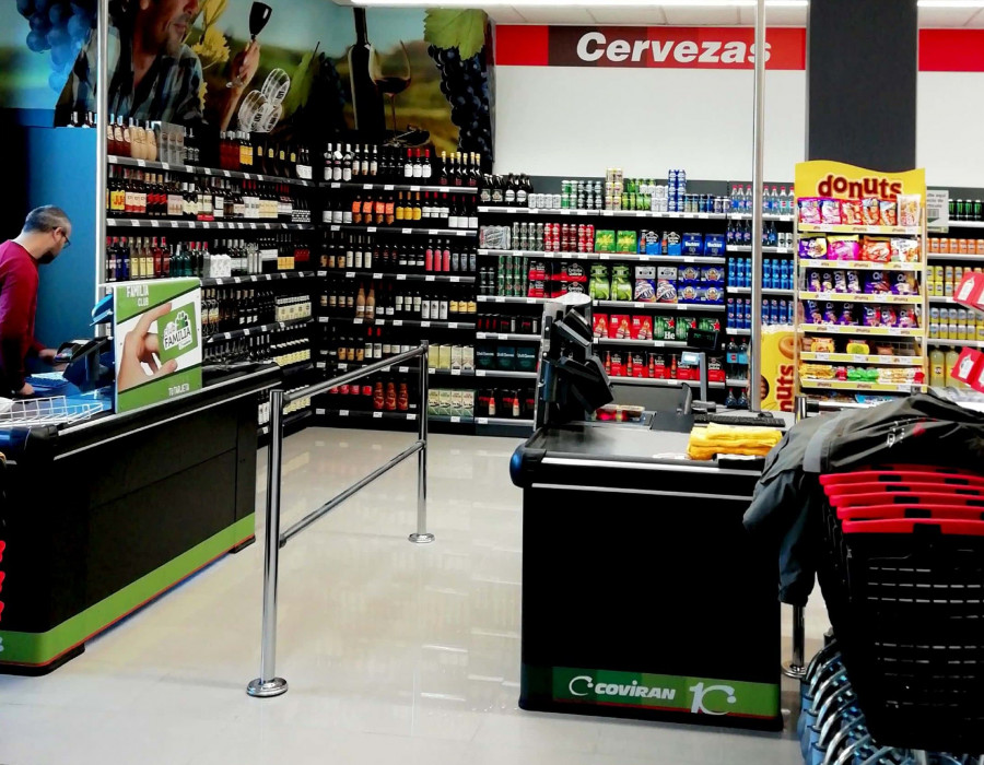 Covirán inaugura un nuevo establecimiento en el centro de Pontevedra bajo su 