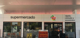 El nuevo punto de venta, que ofrece al cliente una opción de compra rápida, cómoda y económica, está situado en la localidad coruñesa de Ponteceso.