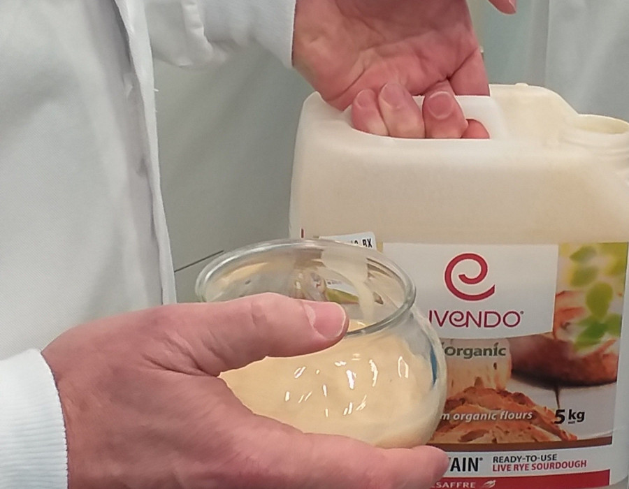 De entrada, las masas madre Livendo van destinadas a los profesionales de panadería, aunque la empresa  trabaja en el desarrollo de un producto en polvo destinado al consumidor final, para su comerci