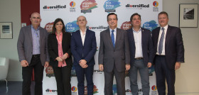 De izqda. a dcha.: David Samper, presidente de Intereco y Caerm; Deolinda Silva, directora de Portugal Foods; José Miguel Herrero, Director General de la Industria Alimentaria; Eduardo López-Puertas