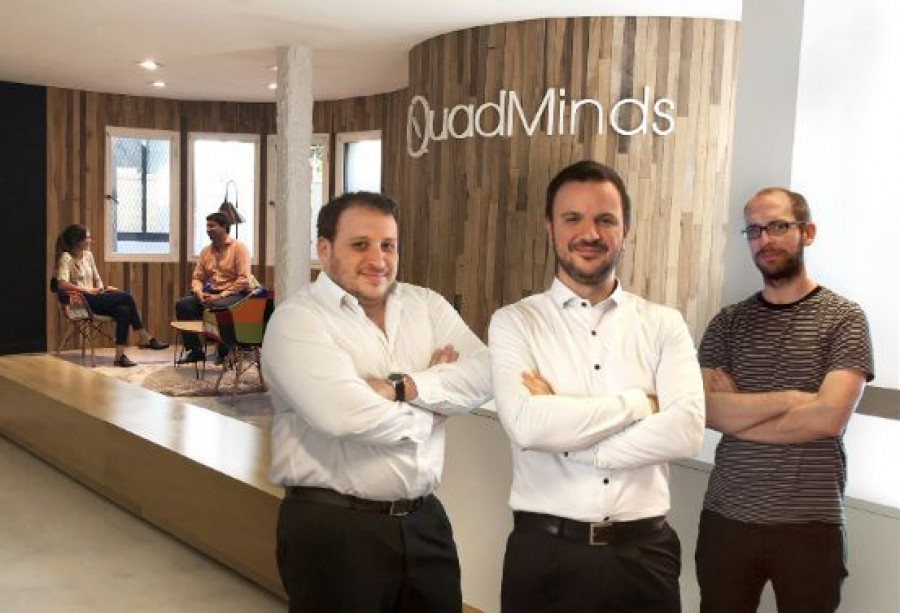 Tres de los cinco socios fundadores (de izda a dcha. –Federico Storni, Guillermo Castelli y Javier Caste) en la sede de QuadMinds en Argentina.