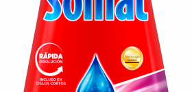 Somat Todo en 1 Gel cuenta con dos formatos: el de 60 lavados que se presenta en las variedades Azul y Lima y Limón y el de 40 lavados que solo está disponible en Lima y Limón.