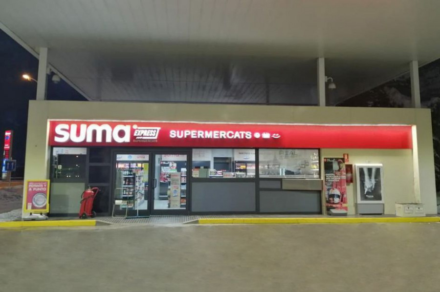 Estos establecimientos, los primeros de la compañía en el país vecino, están implementados en estaciones de servicio.