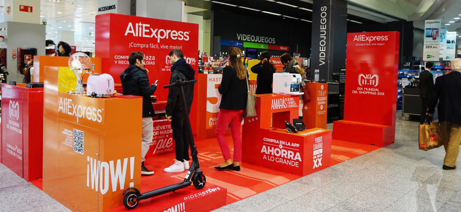El Corte Inglés se convierte así en el primer ‘retailer’ en asociarse con AliExpress en España y abrir una tienda temporal de la empresa china en un centro comercial.