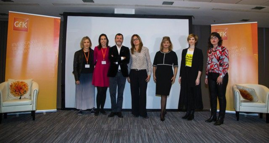 Presentación de los ponentes que intervinieron en el acto.