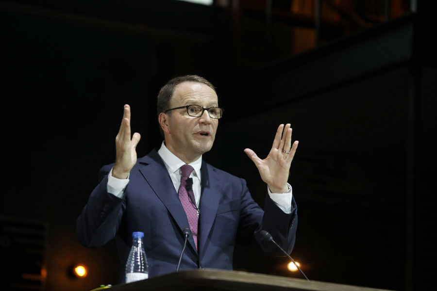 En la imagen, Mark Schneider, CEO de Nestlé, durante su intervención en el 33º Congreso Aecoc de Gran Consumo.