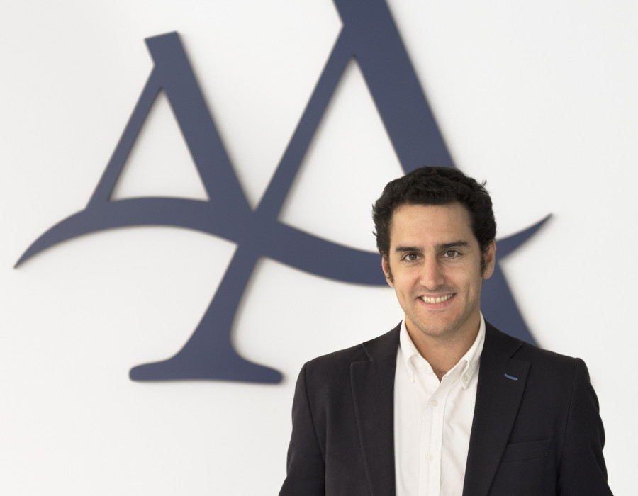 En la imagen, Mikel Grande, nuevo director de Marketing e Innovación de Angulas Aguinaga.