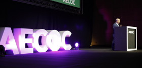 El ex vicepresidente ejecutivo mundial de Operaciones de Nestlé, José López, durante su ponencia en el VIII Congreso Aecoc de Supply Chain.