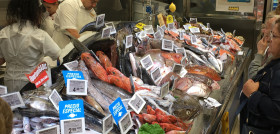 Supermercados Gadis concede especial importancia a las secciones de frescos, con un amplio surtido de producto autóctono y local de temporada.