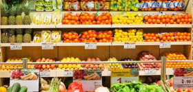 El consumidor estacional es aquel que pasa varios días o algunas semanas en el lugar de vacaciones.