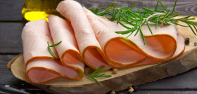 Los elaborados de pavo y pollo ocupan la primera posición en libreservicio de la categoría de fiambres y jamón cocido, con el 50,2% del valor de ventas.