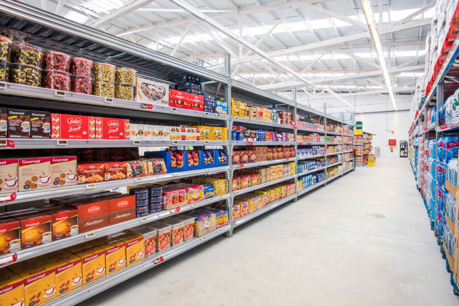En total el nuevo establecimiento cuenta con 7.150 referencias, de las cuales 1.316 corresponden a las Marcas Propias de GM Food Iberica, y 2.678 a producto fresco.