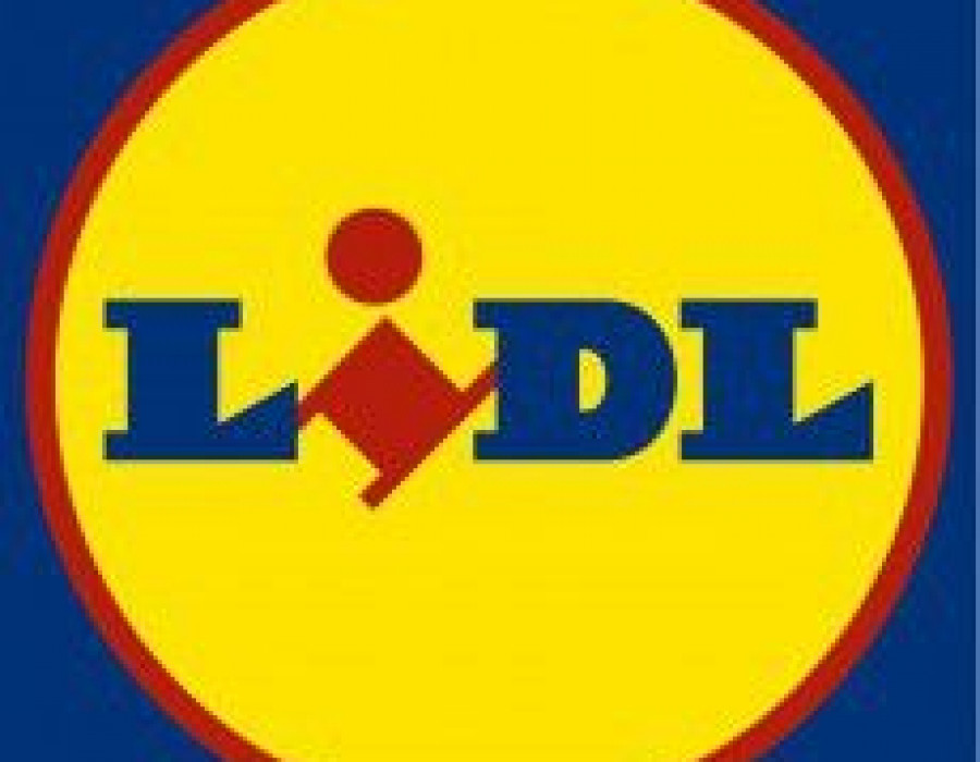 Desde 2015 la cadena ha invertido 1.000 millones de euros en nuestro país para ampliar y mejorar su red de tiendas y sus infraestructuras logísticas.