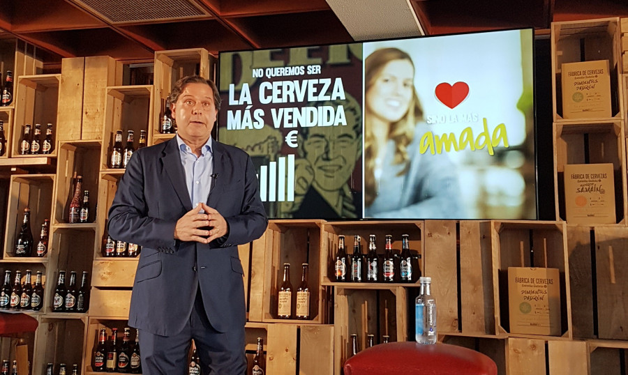En la sala en la que en los 70 se celebraban las juntas de accionistas, reconvertida en un bar retro, Ignacio Rivera, CEO y bisnieto del fundador de Estrella Galicia presentó los resultados de 2017.