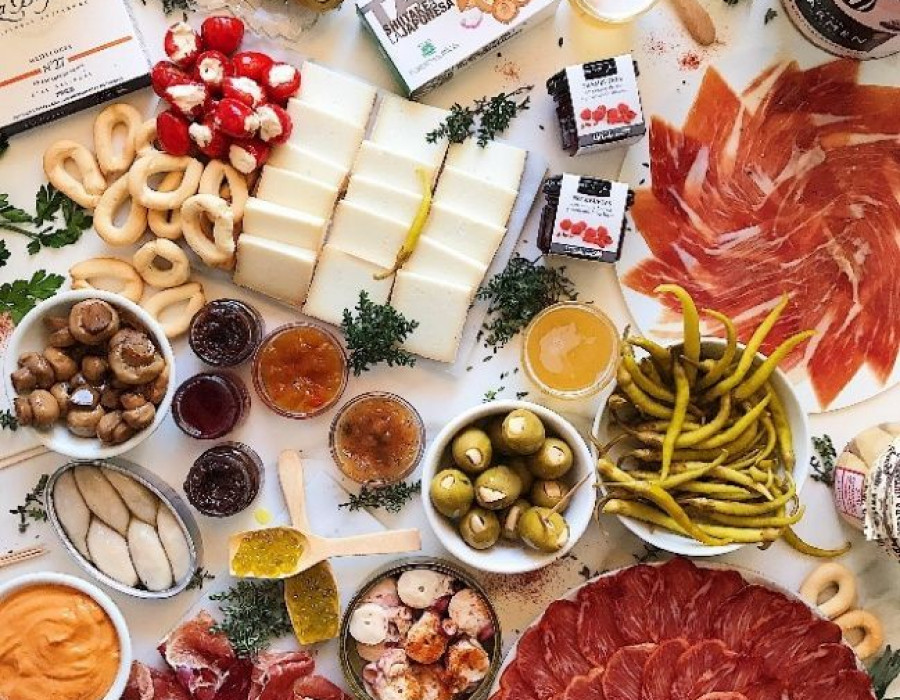 Los españoles invierten entre 100 y 120€ al año en productos gourmet a través de Internet.
