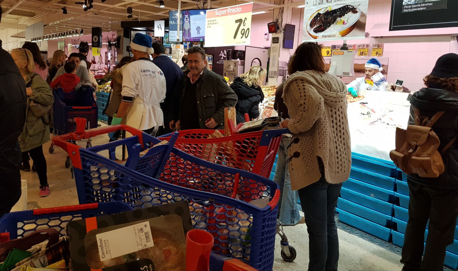 Los frescos continúan siendo el motor del consumo en España, destacando el crecimiento de productos vinculados a dietas saludables como el aguacate o el salmón.