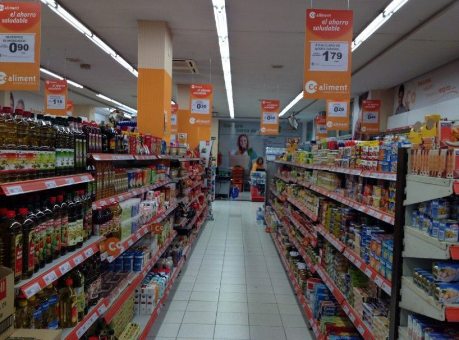 El Grupo ha cerrado el 2017 con una inversión de 6 millones de euros y con una superficie de más 21.700 metros cuadrados, rozando los 80 supermercados de sus diferentes enseñas.