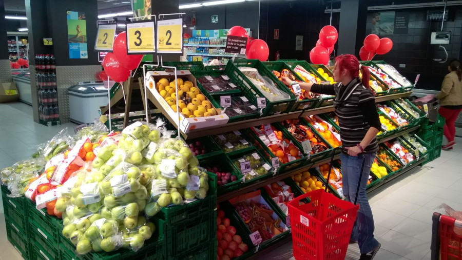 Los españoles apuestan en mayor medida que los europeos por el consumo local para mejorar la economía y el empleo.