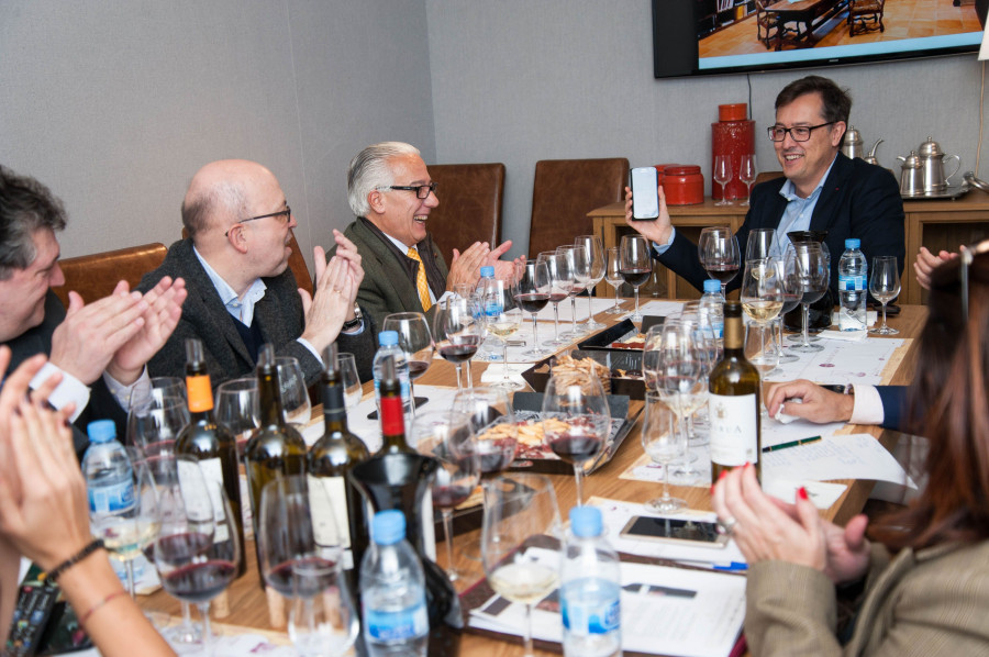 Durante el primer encuentro “De Copa en Copa” de Masaveu Bodegas, celebrado en su show-room de Madrid, la empresa ha dado a conocer los distintos productos de sus cinco bodegas.