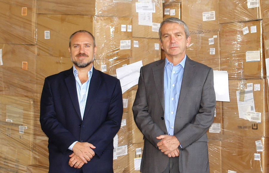 Javier Ruiz, director general de World Vision España (izqda.), y Gregorio Hernando, director general de Palletways Iberia.