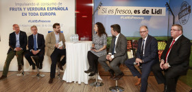 En el marco de Fruit Attraction, Lidl ha organizado una jornada junto a Fepex y a algunos de sus proveedores hortofrutícolas para analizar el contexto actual y los retos de futuro del sector.