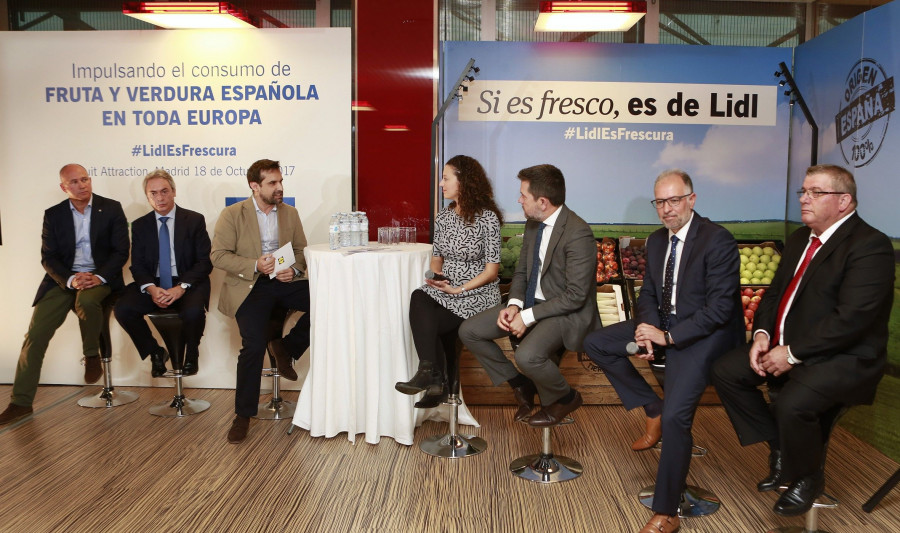En el marco de Fruit Attraction, Lidl ha organizado una jornada junto a Fepex y a algunos de sus proveedores hortofrutícolas para analizar el contexto actual y los retos de futuro del sector.