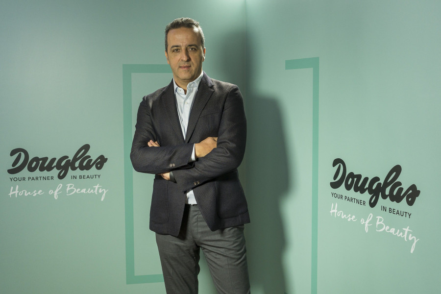 Costas Antimissaris, CEO de Douglas España, ha presentado la nueva estrategia en el contexto de la 