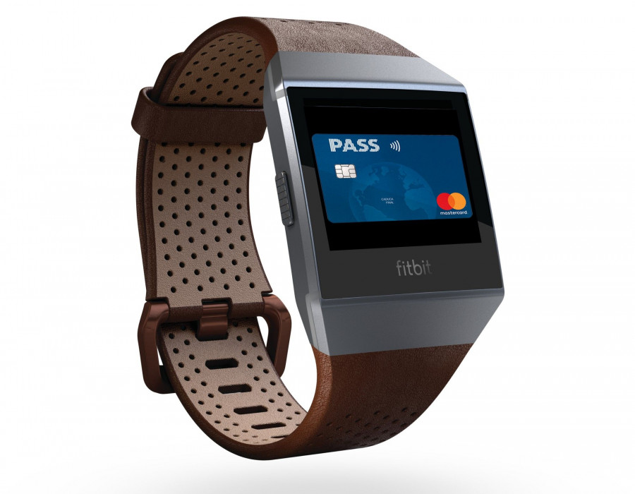 Los pagos podrán realizarse a través del smartwatch de salud y fitness Fitbit Ionic, que cuenta con la tecnología Fitbit Pay.