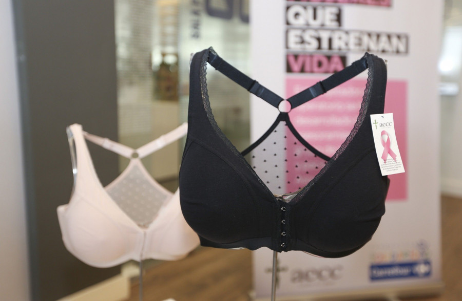 El producto ha contado con el asesoramiento de la Asociación Española Contra el Cáncer (AECC) y el testeo de mujeres operadas de cáncer de mama.