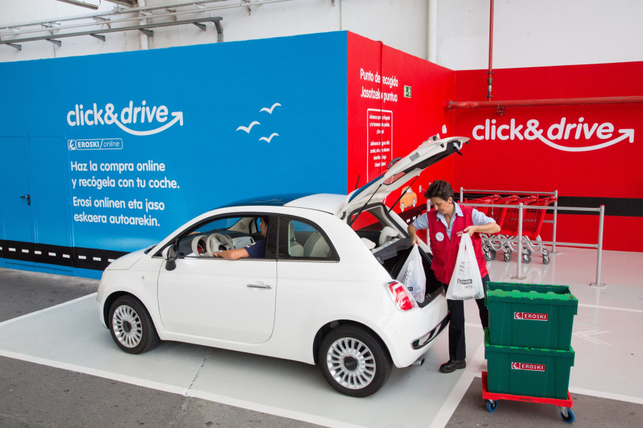 Eroski ha elevado hasta 18 los puntos de recogida de la compra on-line en coche Click & Drive.