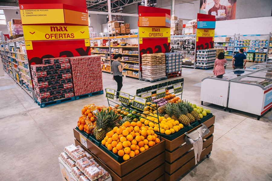 Este nuevo establecimiento, ubicado en Mercalicante, cuenta con una superficie de venta superior a los 1.200 metros cuadrados y dispone de más de 4.500 referencias.