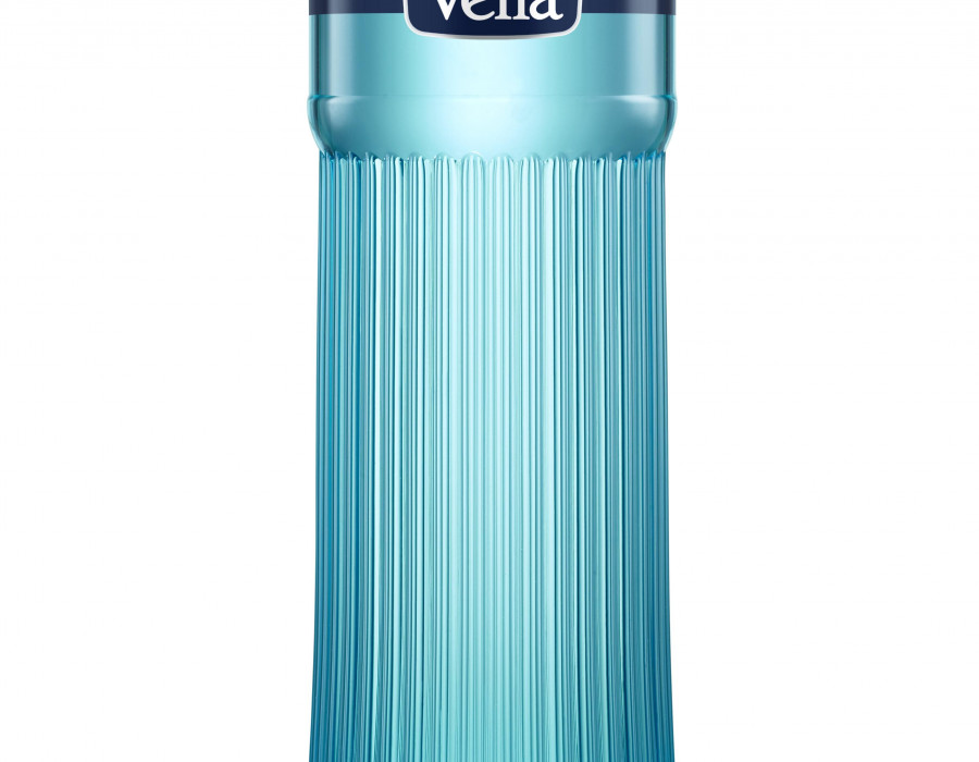 La botella Premium de Font Vella destaca por su elegancia y su diseño “art deco”, además de por su color azul turquesa.