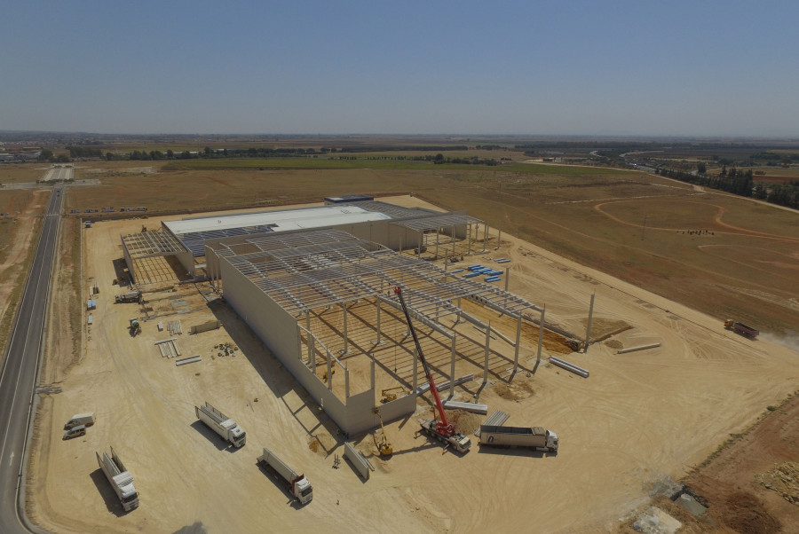 Grupo Ybarra Alimentación tiene previsto inaugurar su nueva planta en Dos Hermanas (Sevilla) a finales de este año, coincidiendo con su 175 aniversario.