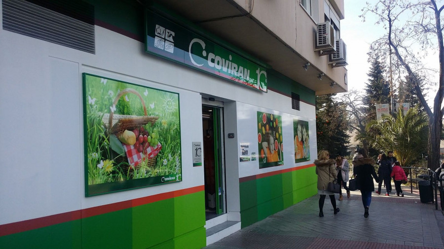 La enseña cuenta con 344 supermercados en la provincia de Granada