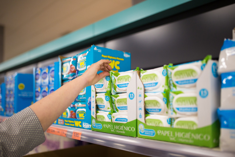 Ubesol, fabricante interproveedor de Mercadona, lanza el nuevo Papel Higiénico Húmedo WC Bosque Verde, compuesto por fibras 100% de origen natural y disgregable en el agua con todas las garantías m