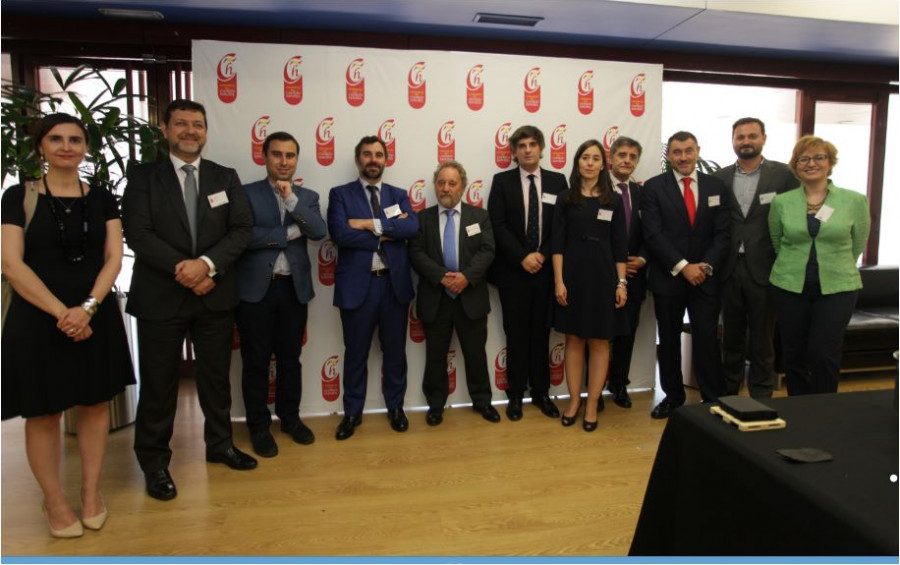 Más de 70 personas se han dado cita en este encuentro en el que se han analizado desde diferentes puntos de vista las posibles derivaciones de la salida de Reino Unido de la Unión Europea.
