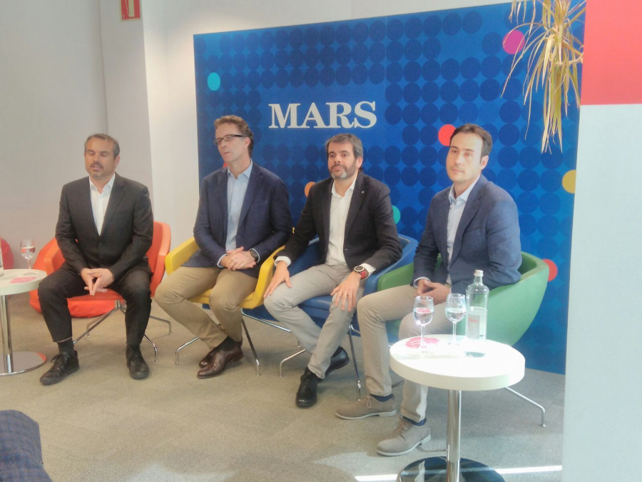 En la imagen, los directivos de Grupo Mars durante el encuentro informativo celebrado en Barcelona.