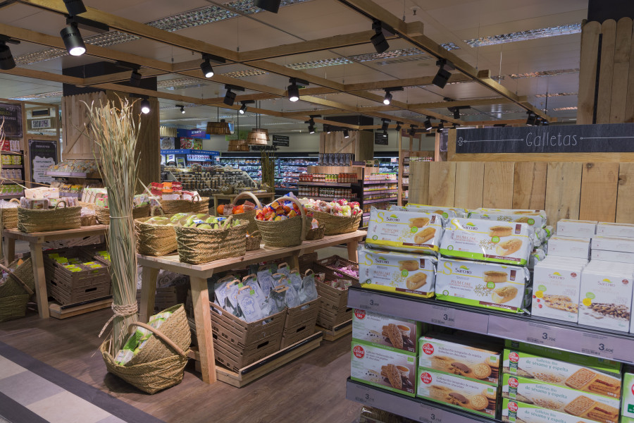 Los clientes encontrarán más de 1.500  referencias de alimentos y productos ecológicos, bio y orgánicos, entre ellos frescos, lácteos, conservas, aceites, mermeladas, caldos, alimentación infant