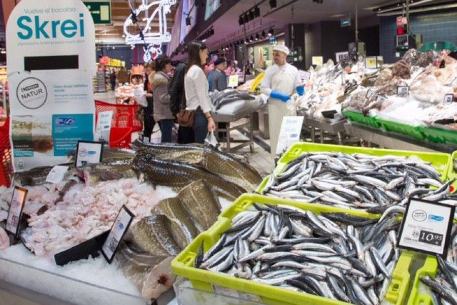 La certificación alcanza este año a 348 mostradores de pescado fresco, 2160 pescaderos y seis plataformas logísticas de pesca.