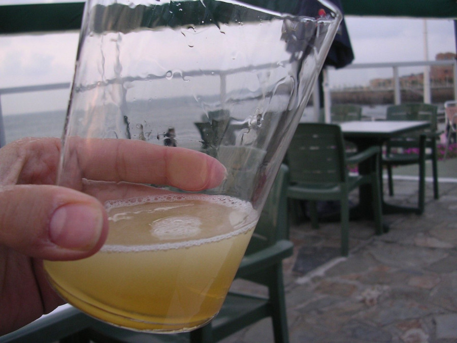La norma actualiza las denominaciones introduciendo nuevas categorías de sidra existentes en el mercado..