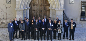 El Consejo de Dirección de Fiab junto al Presidente de la Junta de Castilla y León, Juan Vicente Herrera, y otros cargos del gobierno autonómico.