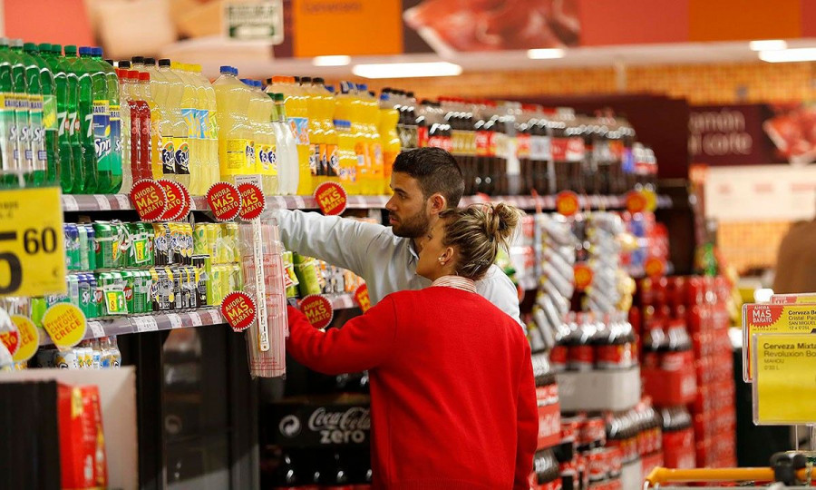 La cooperativa cuenta con cerca de 13.500 trabajadores, de los que más de 3.600 son hombres, con una edad media de 38 años.