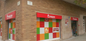El nuevo Proxim de Sant Feliu del Llobregat cuenta con dos trabajadores.