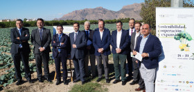 El primer edil y los concejales estuvieron acompañados por el director de la Escuela Politécnica Superior de Orihuela, Ricardo Abadía, y por Joaquín Melgarejo, director del  Instituto Universitari