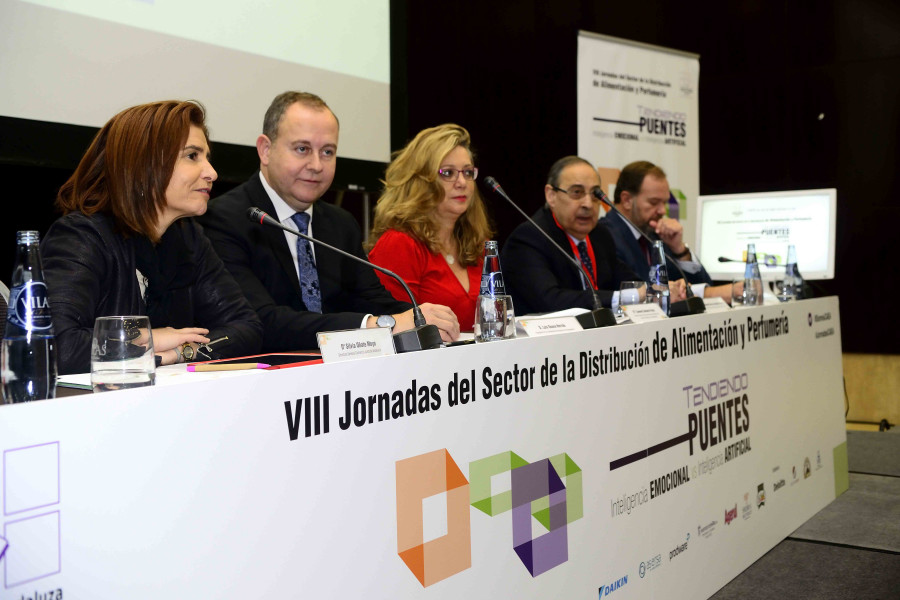 El lema de las jornadas fue “Tendiendo puentes: inteligencia emocional vs  inteligencia artificial”.