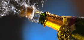 Dentro del mercado de vinos espumosos y sidra, la categoría de cavas sigue liderando, con 56 de cada 100 litros vendidos.