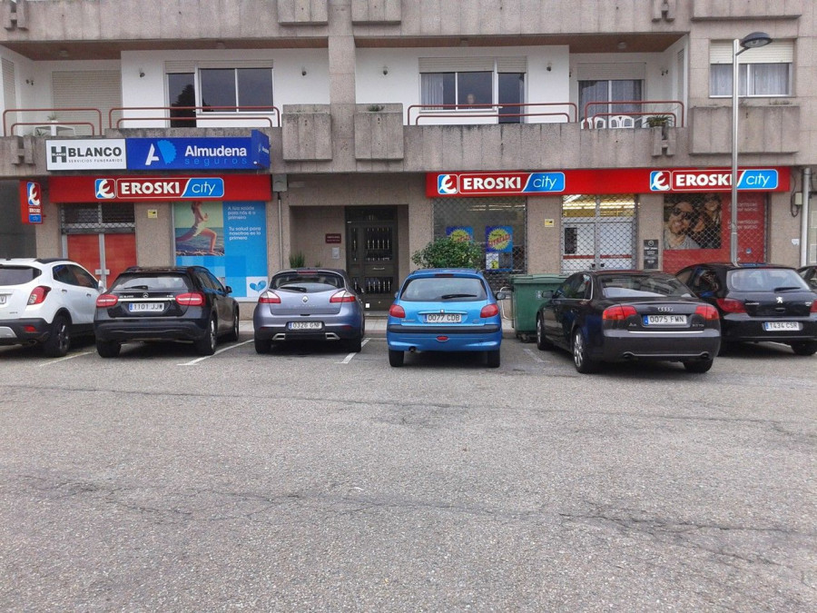 El nuevo Eroski/City de Fornelos de Montes cuenta con una sala de ventas de 170 metros cuadrados.