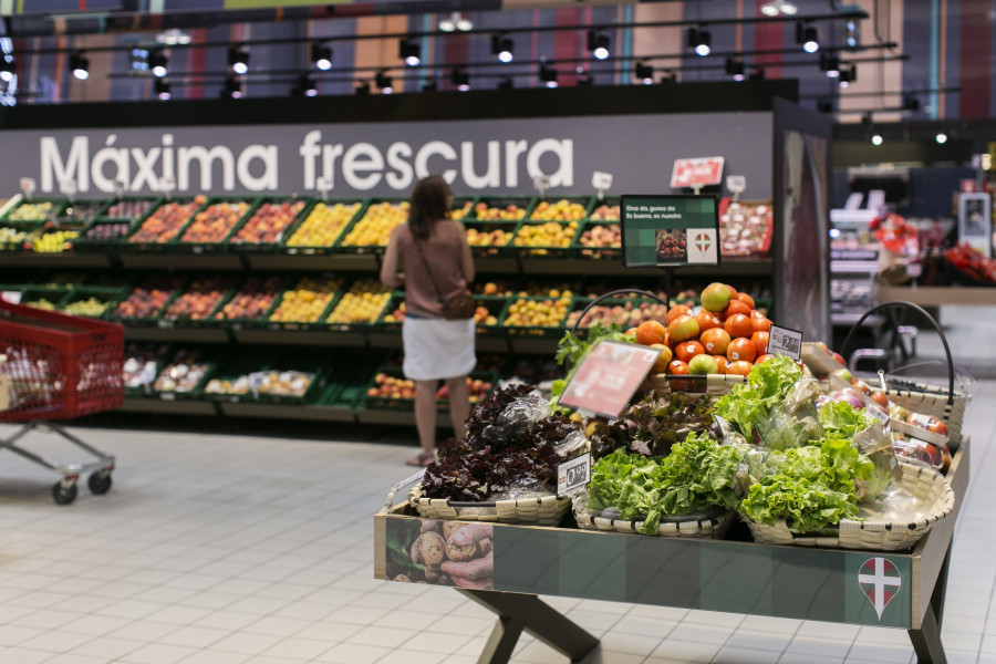 La cooperativa incrementa un 25% las compras de hortalizas locales del País Vasco.