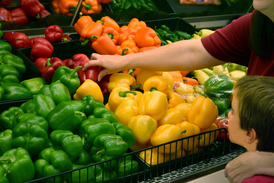 Para las personas mayores, la alimentación es su segunda prioridad, solo por detrás de la sanidad.